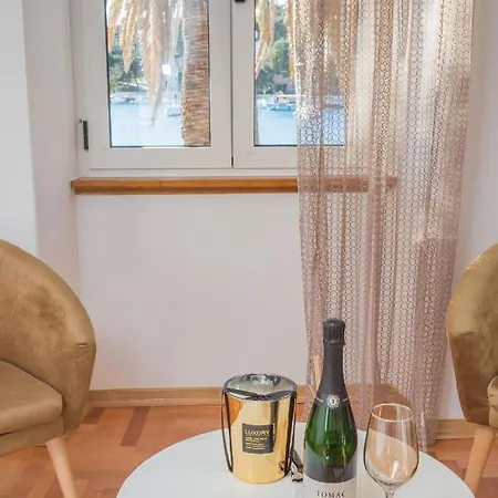 招待所 Deluxe Dreamy In The Center Of Hvar With Sea View 赫瓦尔