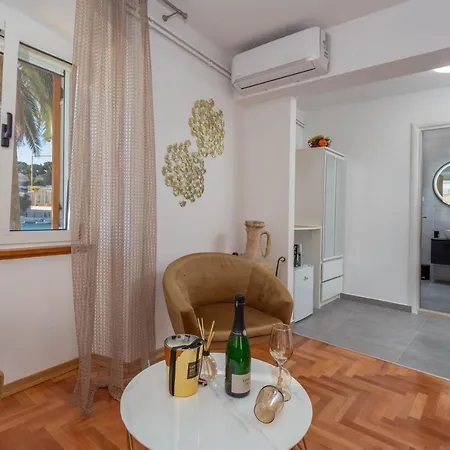 Deluxe Dreamy In The Center Of Hvar With Sea View 4* Хвар