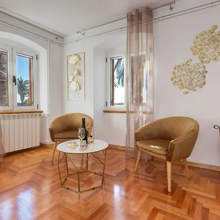 Deluxe Dreamy In The Center Of Hvar With Sea View 赫瓦尔