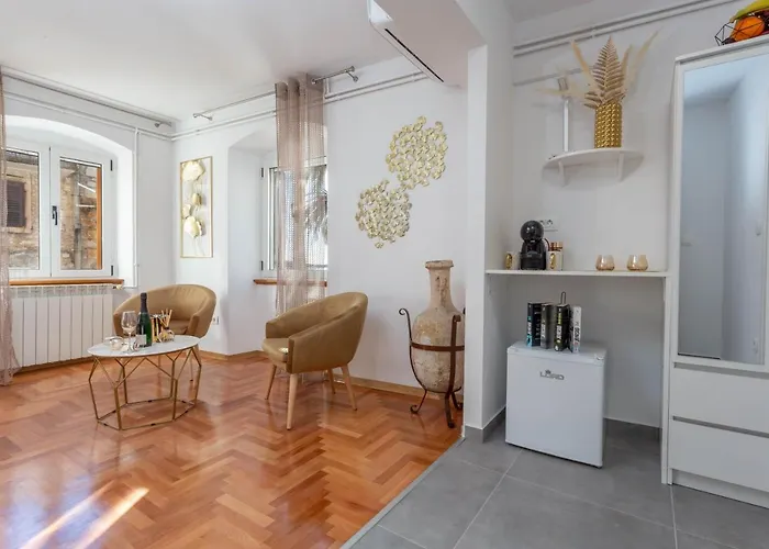 Deluxe Dreamy In The Center Of Hvar With Sea View Affittacamere